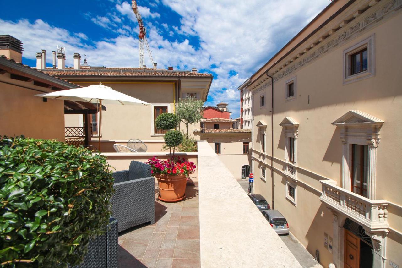 Al Maso In Centro B&B LʼAquila Exterior foto